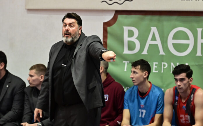 moutsios-panerythraikos-mesologgi