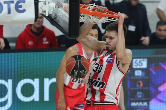 petrusev-karfoma-pao-oly