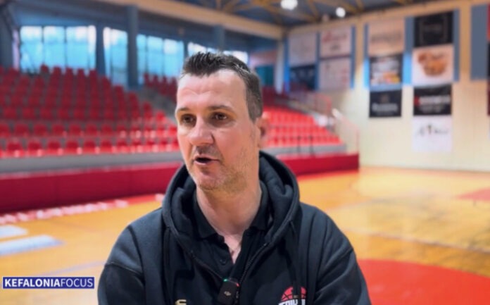 foros-trikala-basket-1