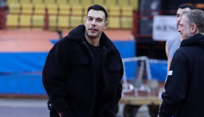 sloukas ethniki omada