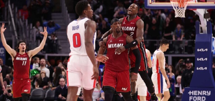 Αντεμπάγιο Bam Adebayo