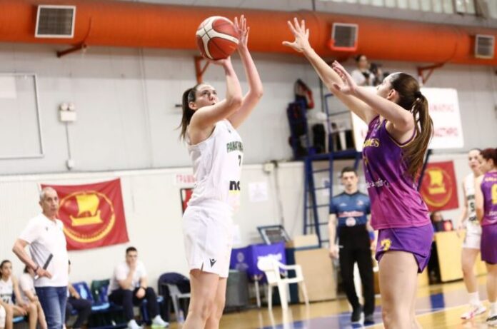 papadopoulou-panathinaikos-esperides-panellinio-neanidon