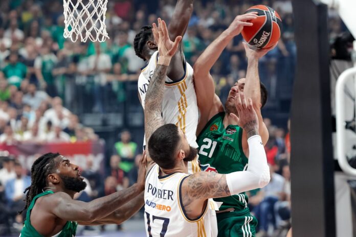 papapetrou-real-pao-telikos