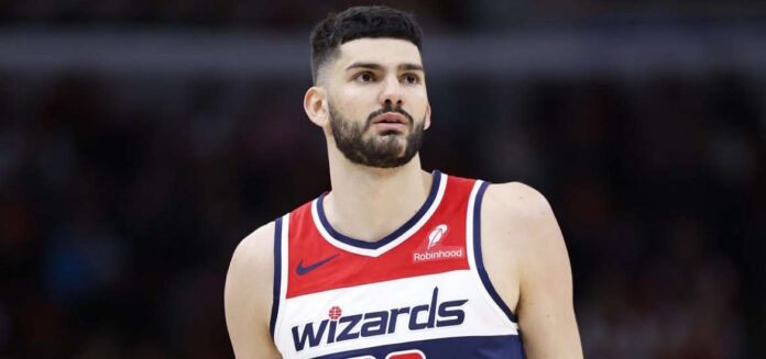 Βούκσεβιτς Tristan Vukcevic