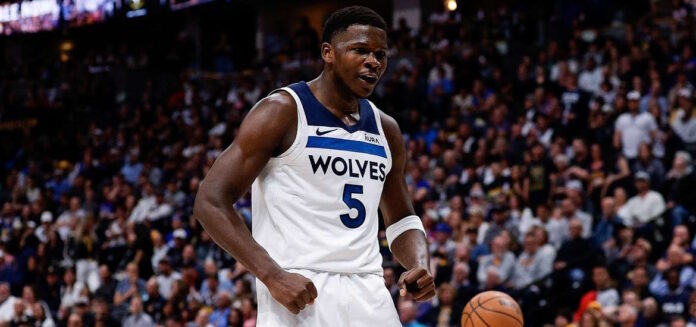 Έντουαρντς Anthony Edwards