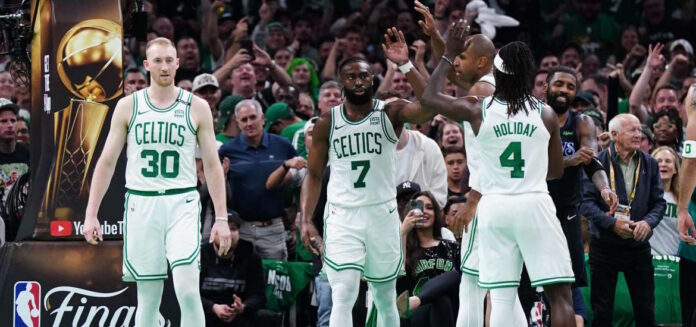 Μπράουν Jaylen Brown