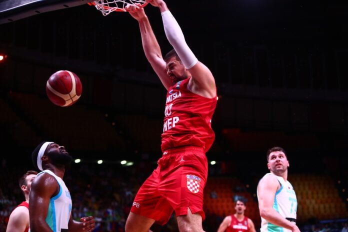 zubac-dunk-slovenia-croatia