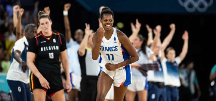 Γαλλία Valeriane Ayayi