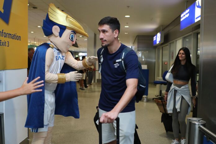 Larentzakis Arrival Olympic Games