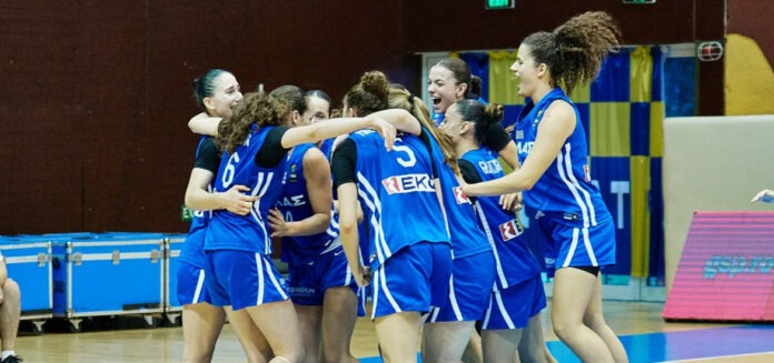 ethniki-neanidon-panigirki-me-m-vretania