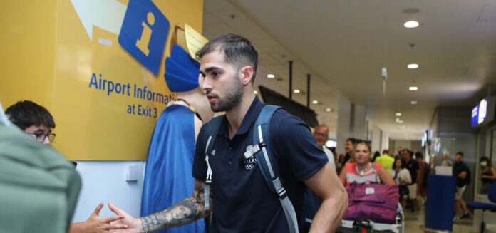 toliopoulos-ethniki-andron-epistrofi-apo-parisi