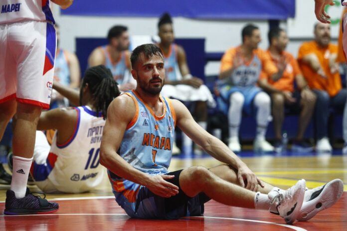 geromixalos-megarida-kypello