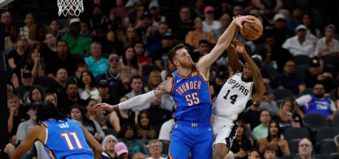 Θάντερ Isaiah Hartenstein