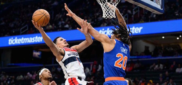 Ουίζαρντς  Johnny Davis