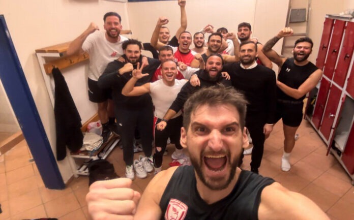 ermis-peiraia-panigriki-me-renti