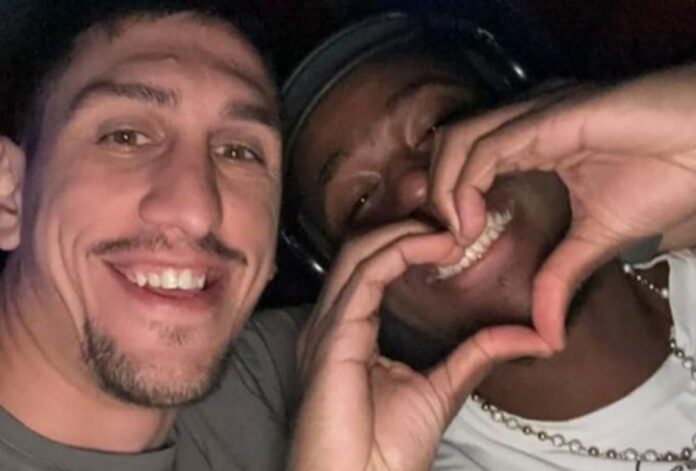 lareselfie