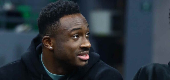 Μπακς Thanasis Antetokounmpo