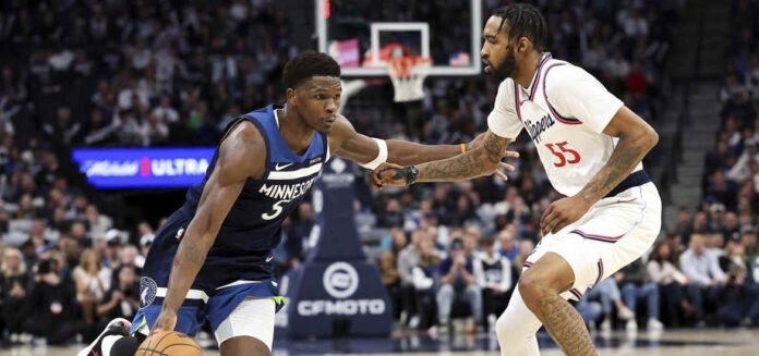 Τίμπεργουλφς Anthony Edwards