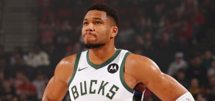 Μπακς Giannis Antetokounmpo