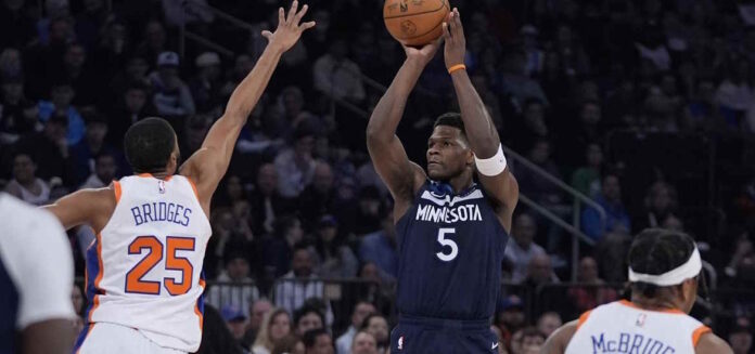 Τίμπεργουλφς Anthony Edwards