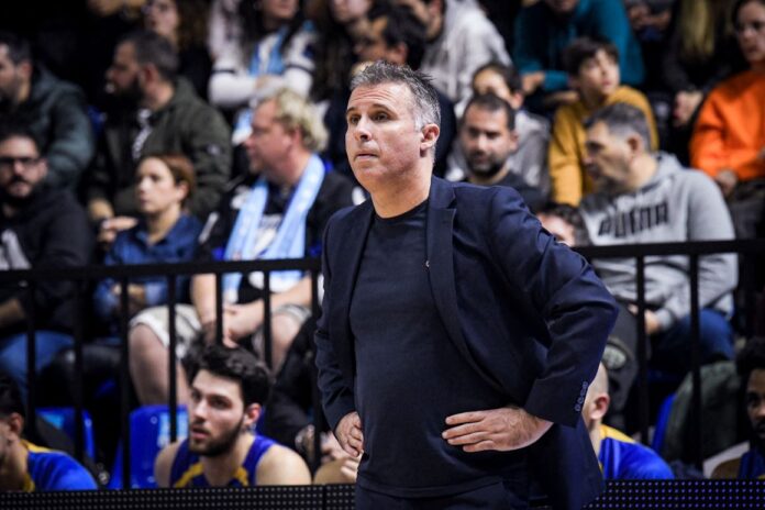 Mexas Kolossos-Lavrio