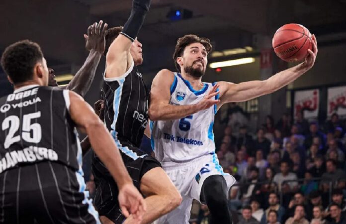 turkhamburg15-1-24akpinar