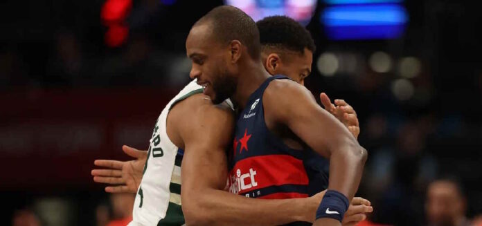 Μπακς Antetokounmpo Middleton