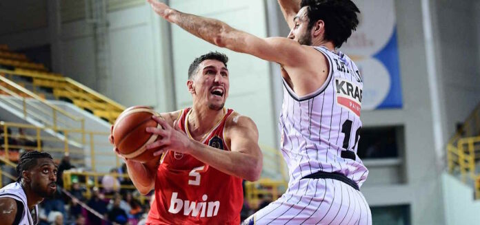 Λαρεντζάκης Giannoulis Larentzakis