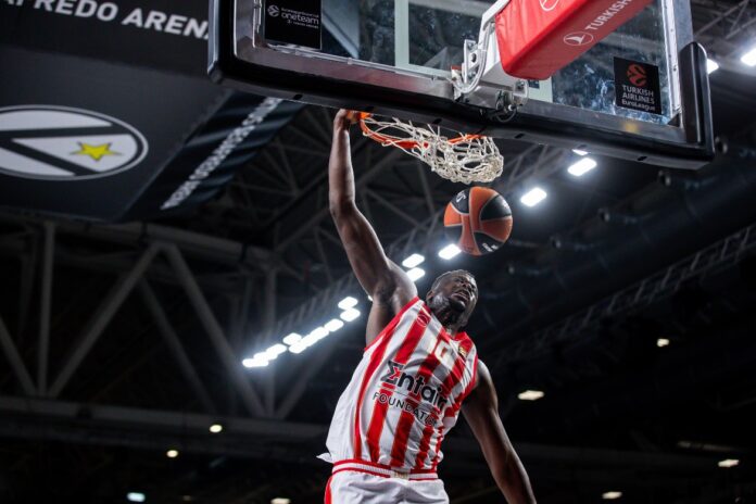 fall-dunk-bologna-oly