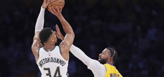 Μπακς Giannis Antetokounmpo