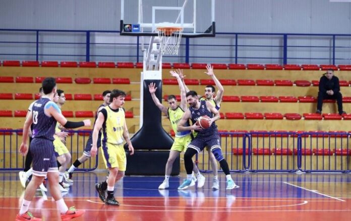 aretsou-kalamarias-niki-volou