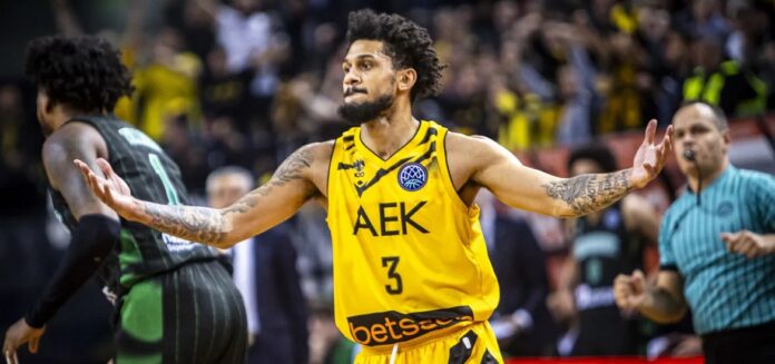 ΑΕΚ Prentiss Hubb