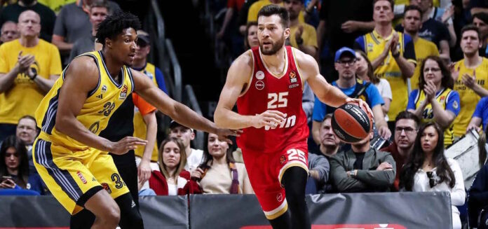 Ολυμπιακός Alec Peters
