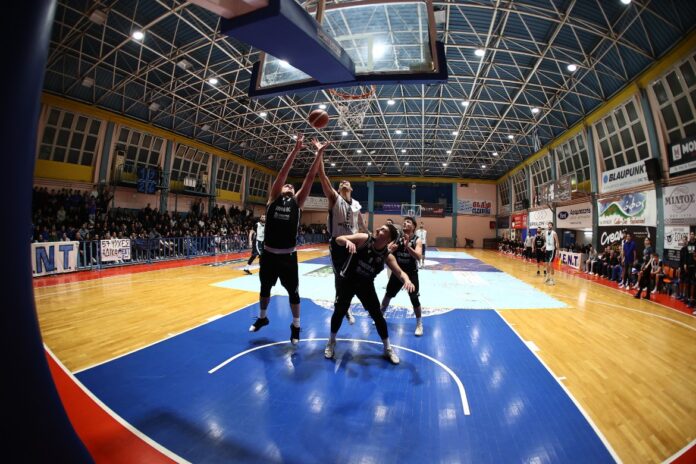 ment-ionikos-ionias