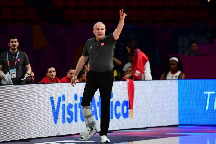 TUR-COACH-MEMNUN (1)