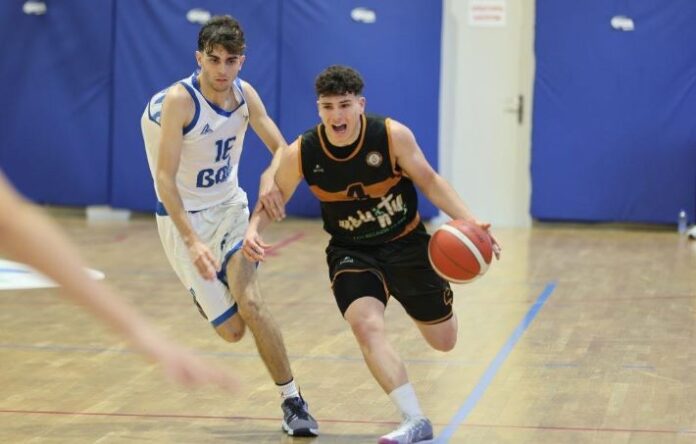 promitheas-kolossos-paidon