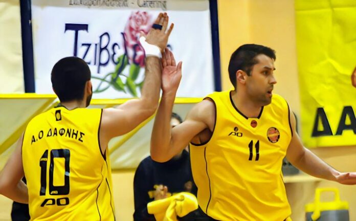 sioutis-kerasovitis-dafni-retro