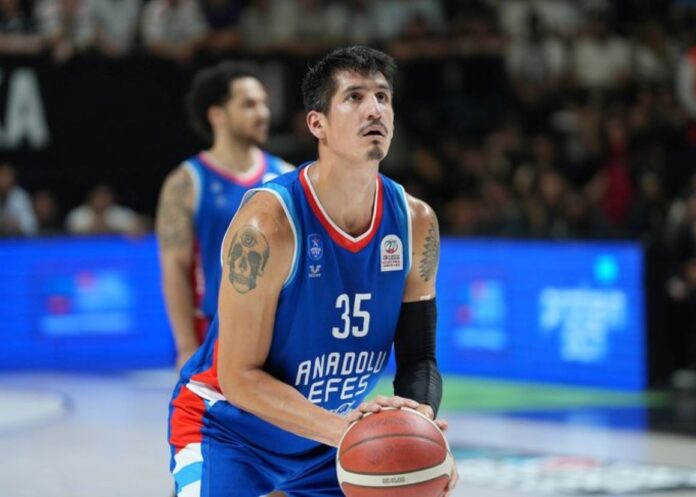 Derek Wilis Efes