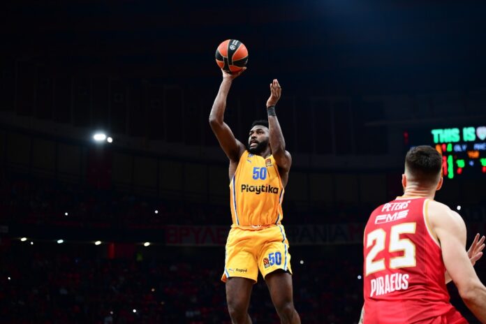 TREVION-WILLIAMS-MACABI