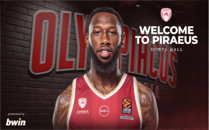 hall-olympiacos-welcome