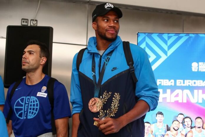 giannis-adentokoumpo-ethniki-epistrofi-1