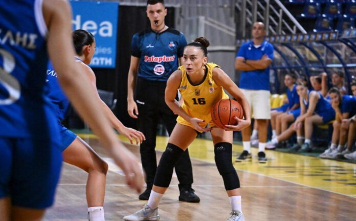 nastou-aris-iraklis-ginekes