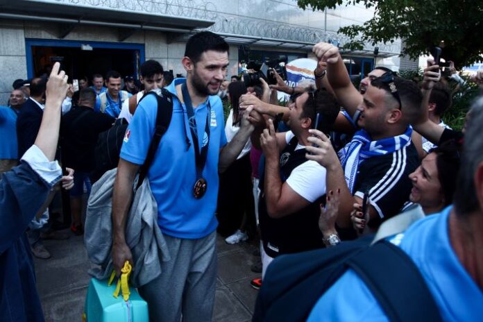 papanikolaou-ethniki-epistrofi