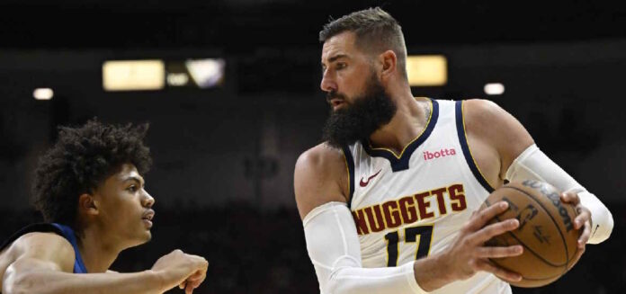Βαλαντσίουνας Jonas Valanciunas