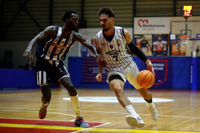 kois-proteas-voulas-koroivos