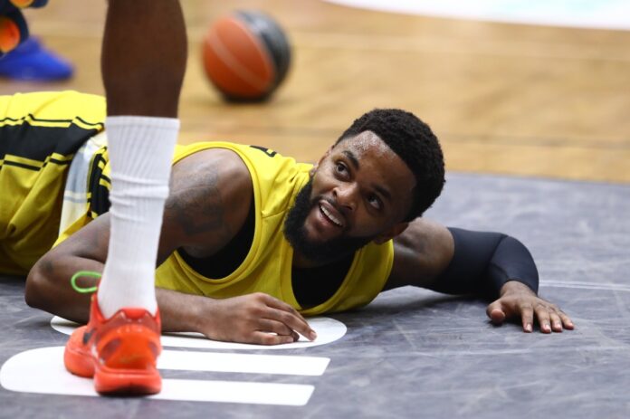 macon-maroussi-olympiacos