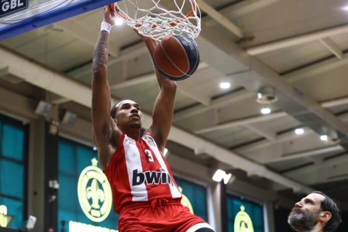 ward-dunk-maroussi-oly